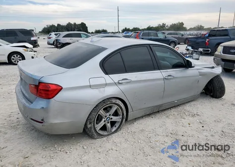 2015 BMW 320 I z USA, uszkodzony, nr VIN WBA3B1C58FK139050